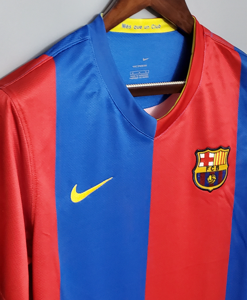 Camisa Barcelona Home 06/07 sn° Torcedor Masculina - Versão Retrô